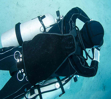 PADI Sidemount diver